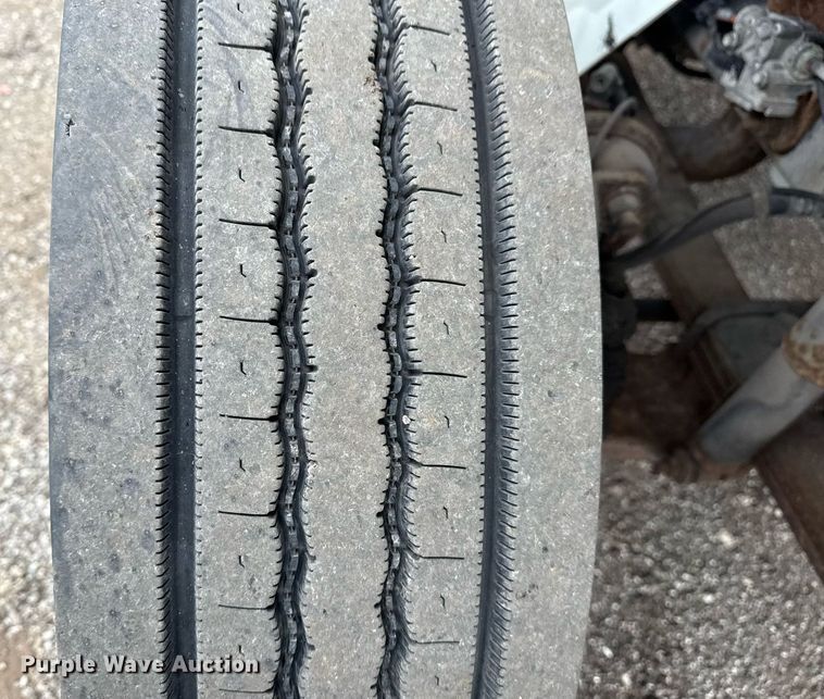 image for item EG5803 2012 International 4400 utility / service truck