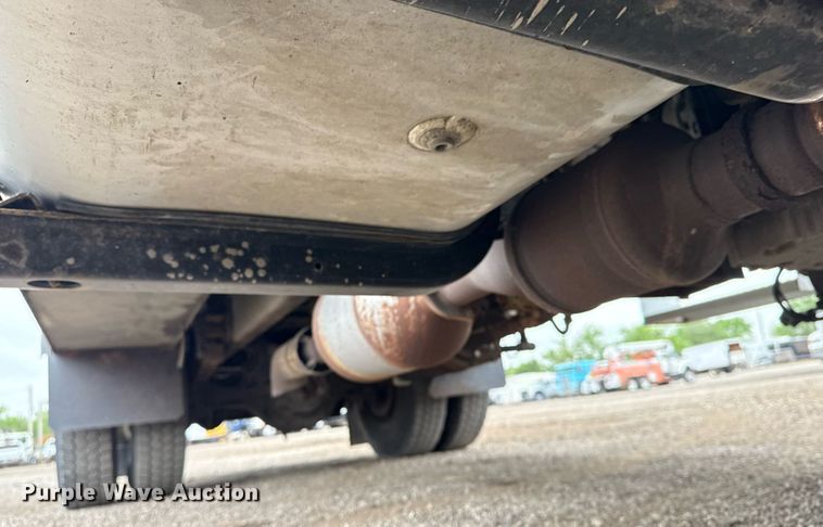 image for item EG5803 2012 International 4400 utility / service truck