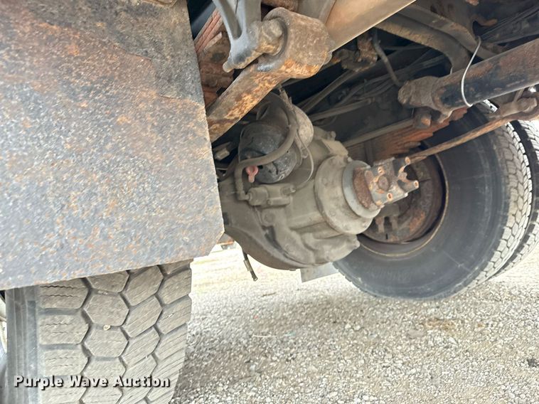 image for item EG5803 2012 International 4400 utility / service truck