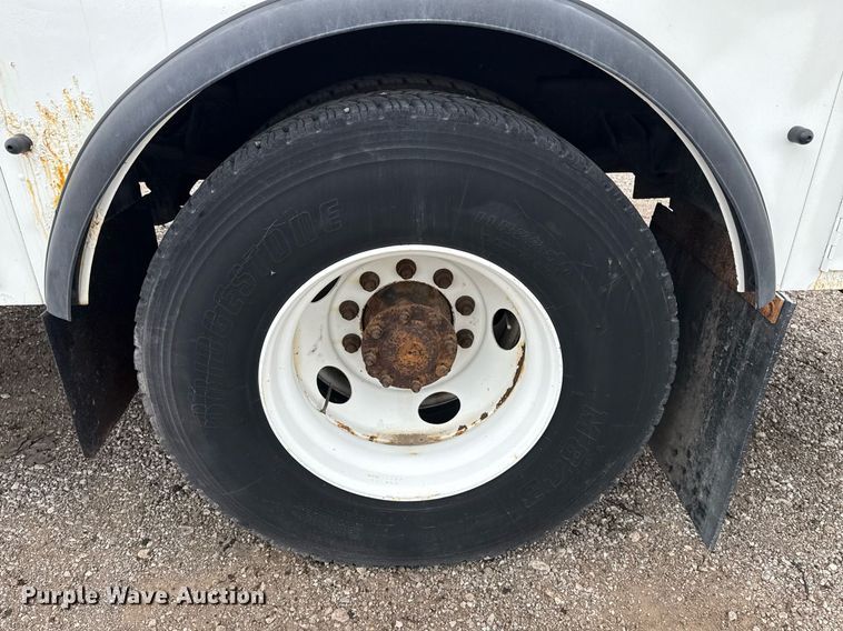 image for item EG5803 2012 International 4400 utility / service truck