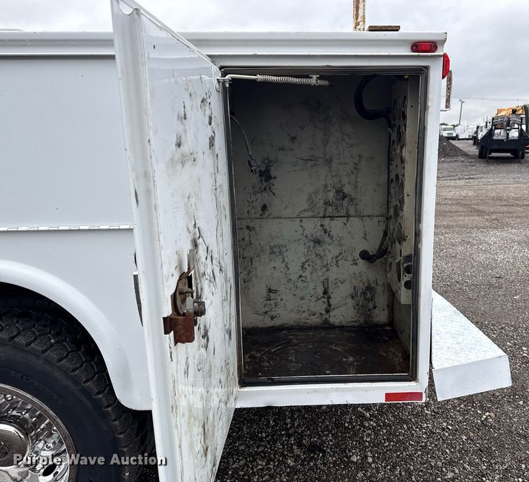 image for item EG5852 2012 Dodge Ram 5500HD utility / service truck