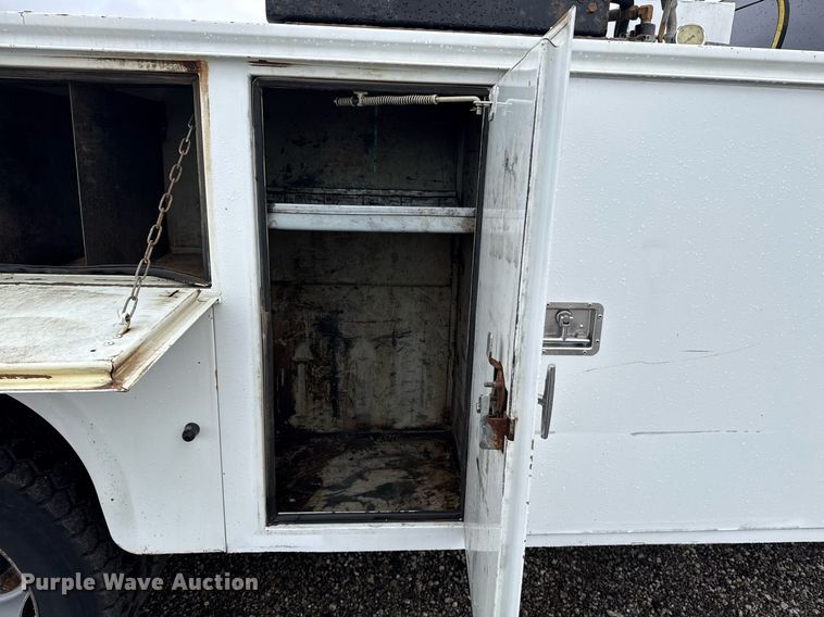 image for item EG5852 2012 Dodge Ram 5500HD utility / service truck