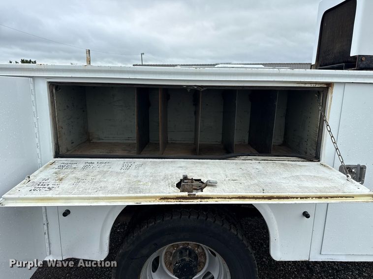 image for item EG5852 2012 Dodge Ram 5500HD utility / service truck