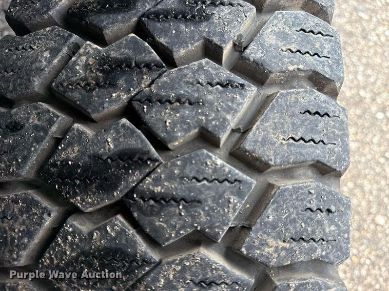 image for item EG5852 2012 Dodge Ram 5500HD utility / service truck