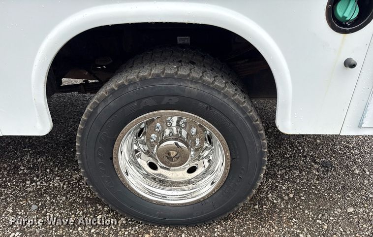 image for item EG5852 2012 Dodge Ram 5500HD utility / service truck