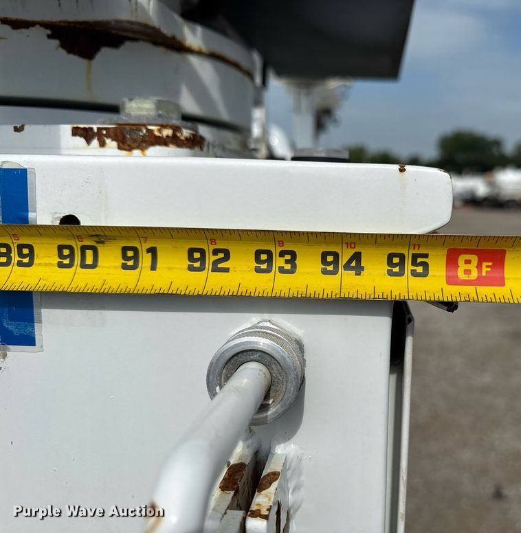 image for item EG5980 2018 Chevrolet Silverado 3500HD Double Cab utility bed pickup truck