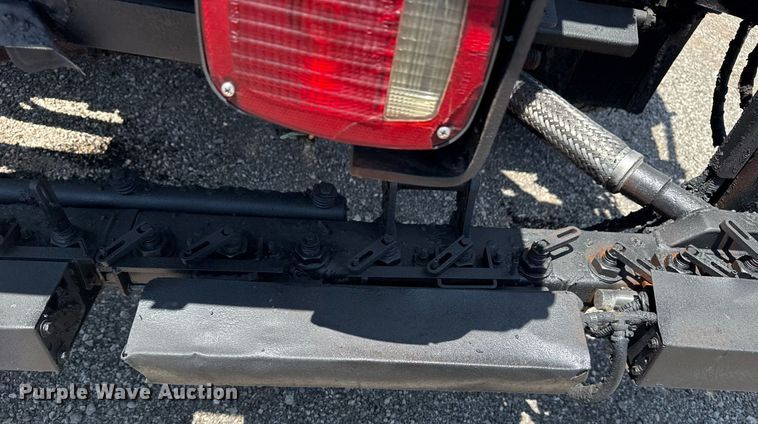 image for item EG6075 2004 Sterling Truck L7501 oil distributor truck