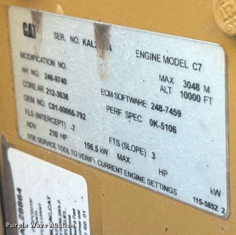 image for item EG6075 2004 Sterling Truck L7501 oil distributor truck