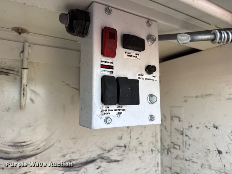 image for item EG6114 2013 RAM 4500 bucket truck