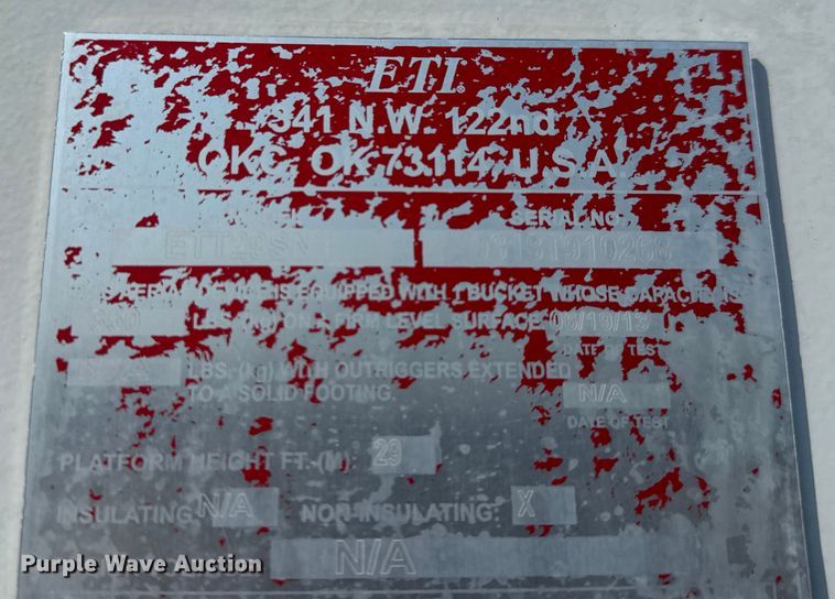 image for item EG6114 2013 RAM 4500 bucket truck