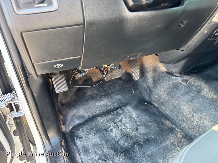 image for item EG6114 2013 RAM 4500 bucket truck