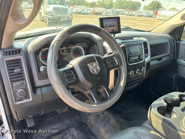 image for item EG6114 2013 RAM 4500 bucket truck