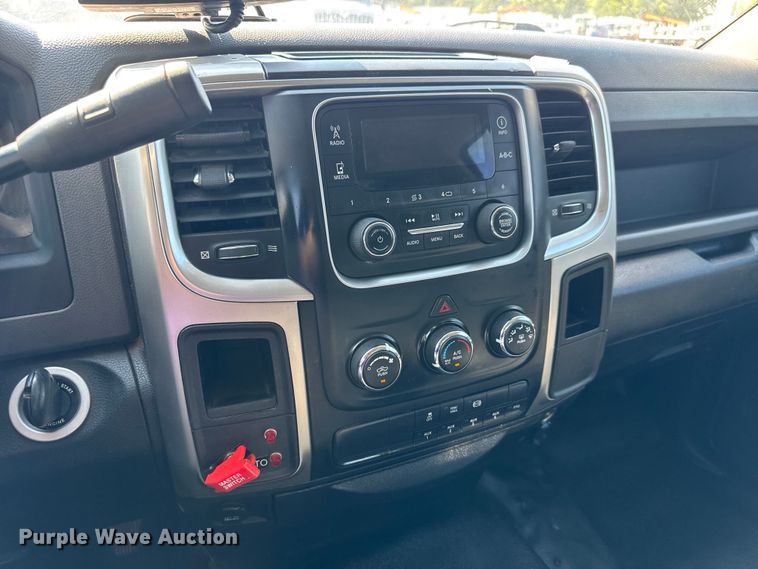 image for item EG6114 2013 RAM 4500 bucket truck