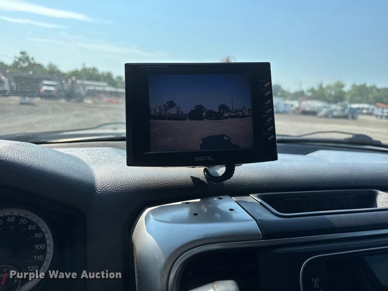 image for item EG6114 2013 RAM 4500 bucket truck