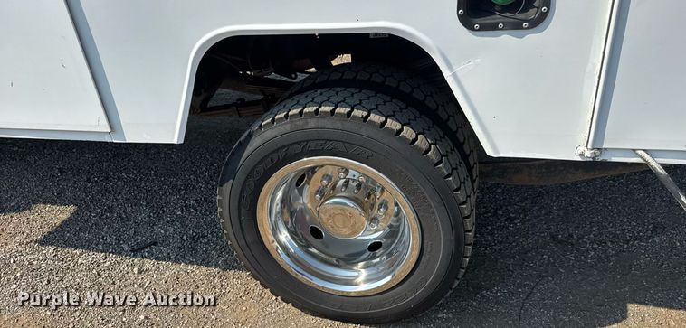 image for item EG6114 2013 RAM 4500 bucket truck