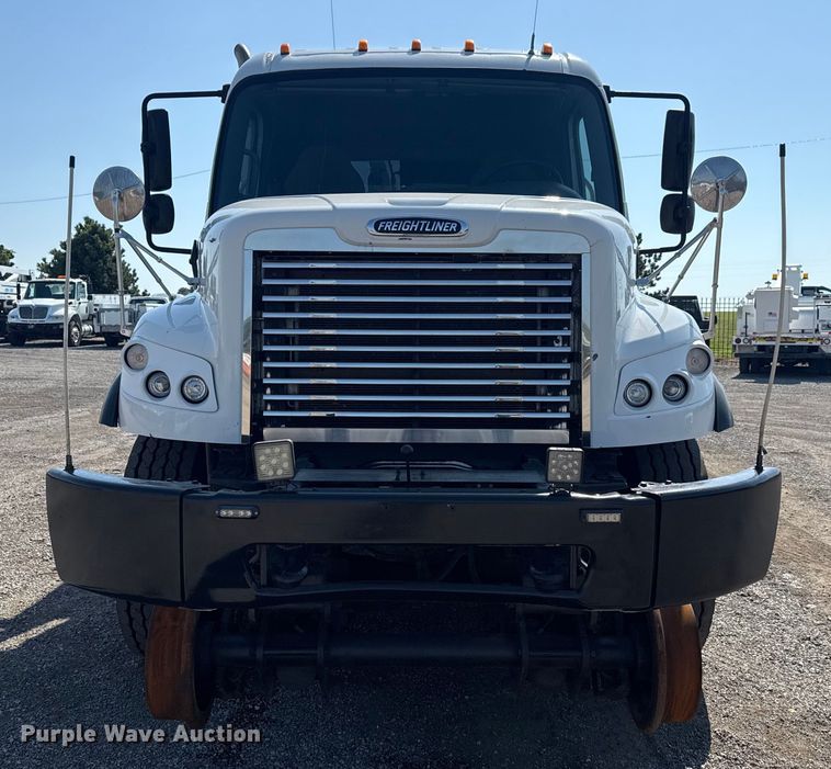 image for item EG6147 2012 Freightliner Business Class M2 utility / service truck