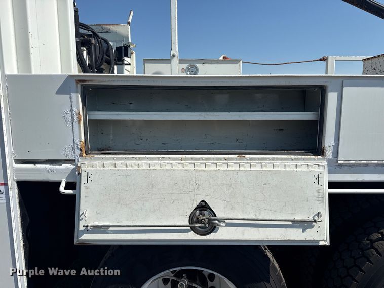 image for item EG6147 2012 Freightliner Business Class M2 utility / service truck