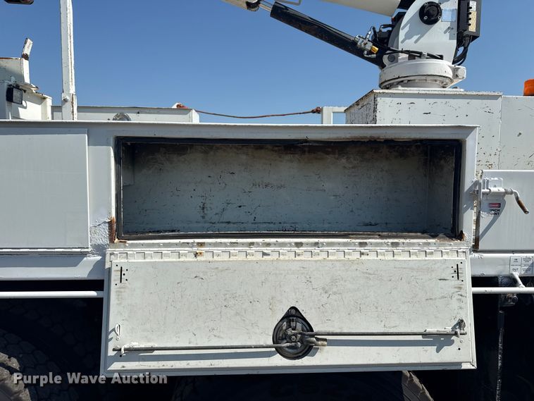 image for item EG6147 2012 Freightliner Business Class M2 utility / service truck