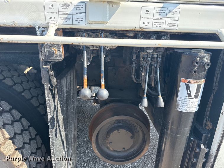 image for item EG6147 2012 Freightliner Business Class M2 utility / service truck