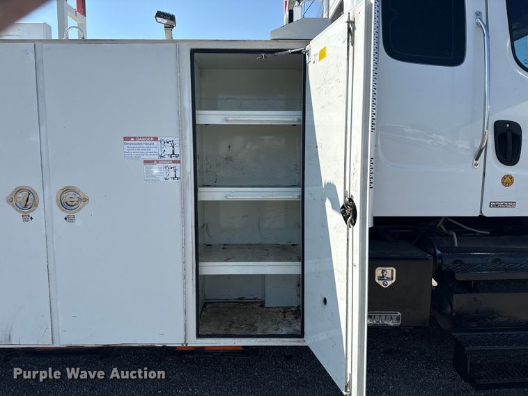 image for item EG6147 2012 Freightliner Business Class M2 utility / service truck