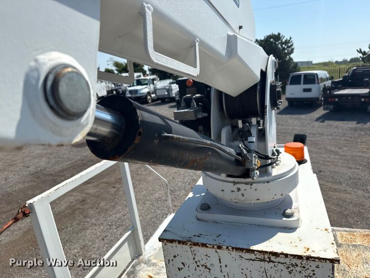 image for item EG6147 2012 Freightliner Business Class M2 utility / service truck