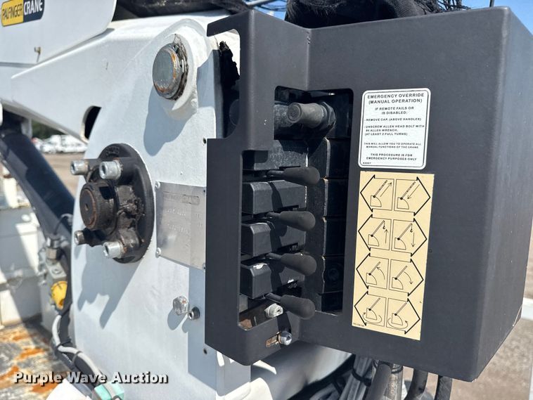 image for item EG6147 2012 Freightliner Business Class M2 utility / service truck