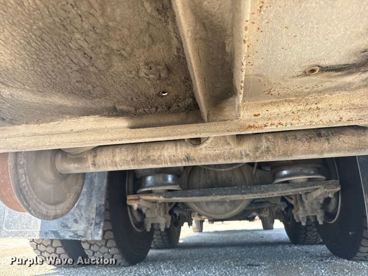 image for item EG6147 2012 Freightliner Business Class M2 utility / service truck