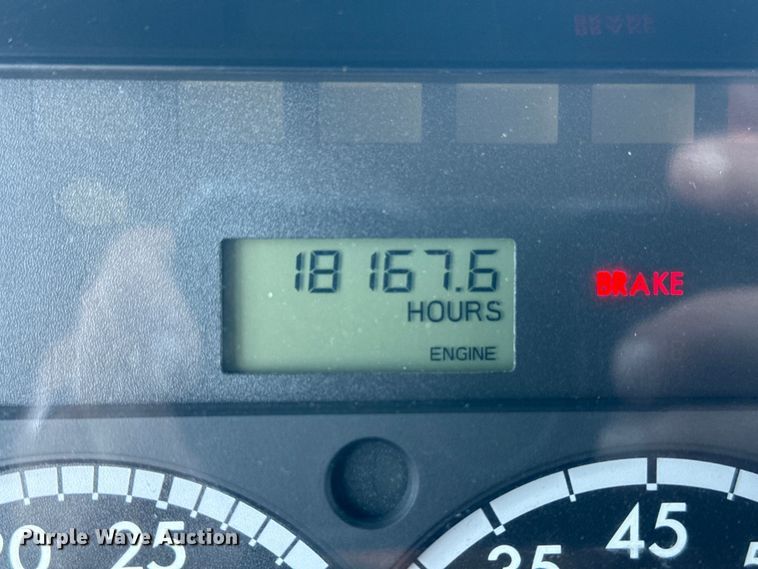 image for item EG6147 2012 Freightliner Business Class M2 utility / service truck