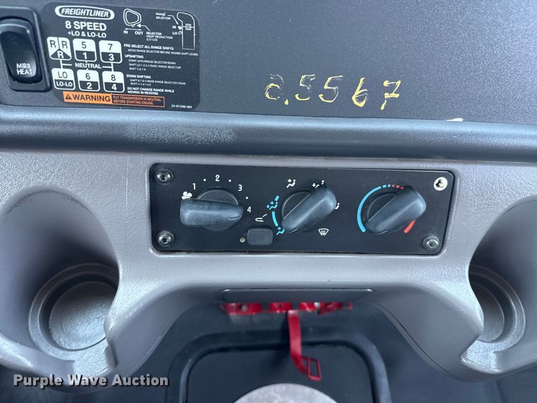 image for item EG6147 2012 Freightliner Business Class M2 utility / service truck