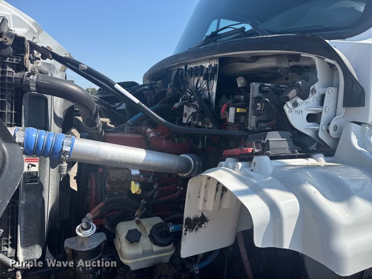 image for item EG6147 2012 Freightliner Business Class M2 utility / service truck