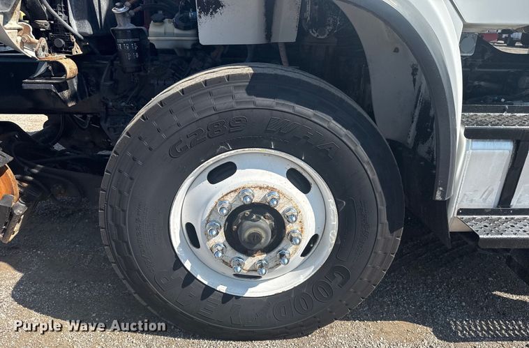 image for item EG6147 2012 Freightliner Business Class M2 utility / service truck