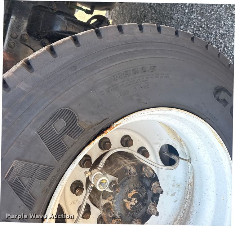 image for item EG6147 2012 Freightliner Business Class M2 utility / service truck