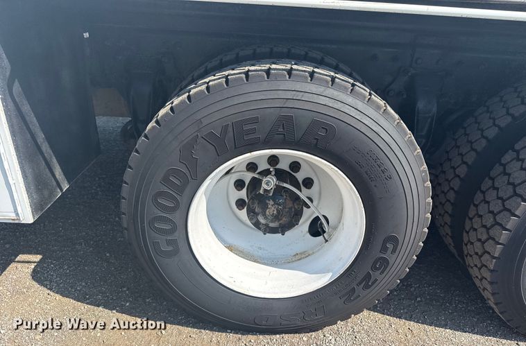 image for item EG6147 2012 Freightliner Business Class M2 utility / service truck