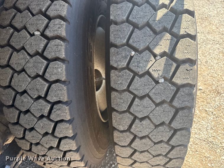 image for item EG6147 2012 Freightliner Business Class M2 utility / service truck