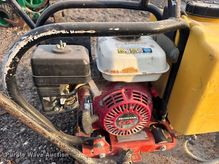 image for item EH7448 2008 Dynapac LF15 plate compactor