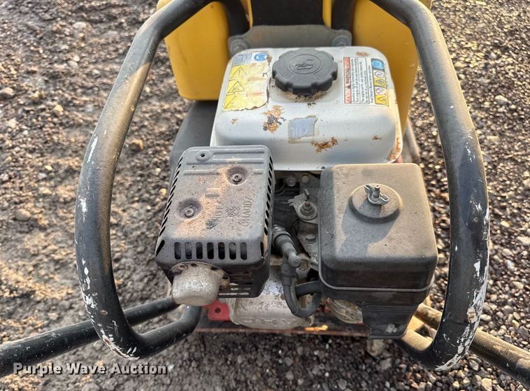 image for item EH7448 2008 Dynapac LF15 plate compactor