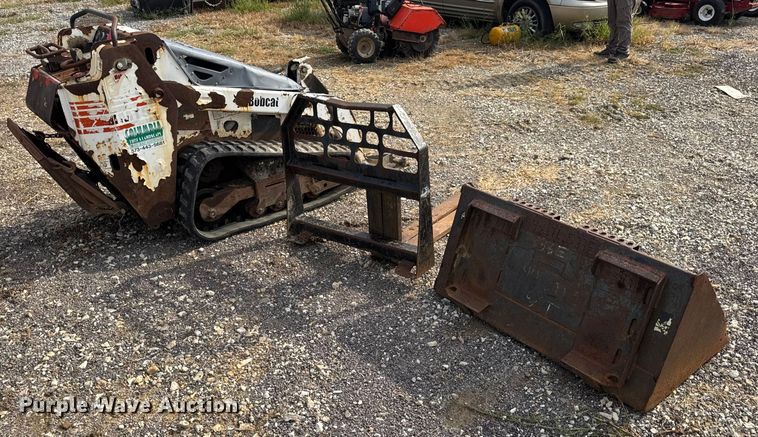 image for item EH7465 2005 Bobcat MT55 compact utility loader