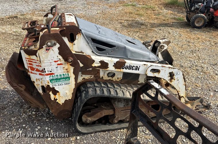 image for item EH7465 2005 Bobcat MT55 compact utility loader