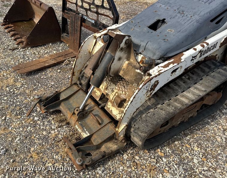 image for item EH7465 2005 Bobcat MT55 compact utility loader
