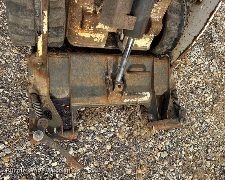 image for item EH7465 2005 Bobcat MT55 compact utility loader