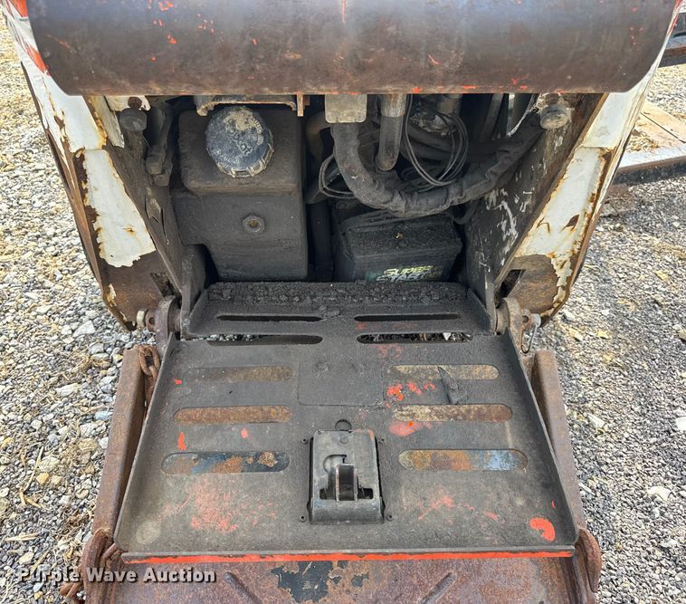 image for item EH7465 2005 Bobcat MT55 compact utility loader