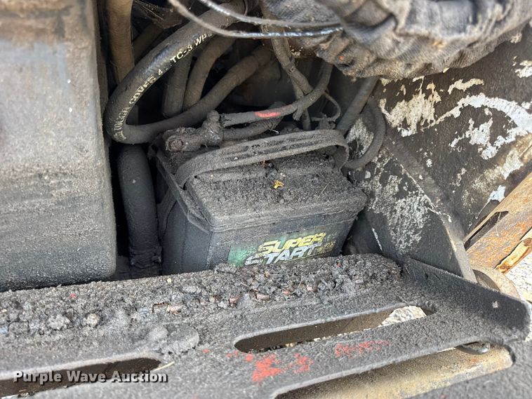 image for item EH7465 2005 Bobcat MT55 compact utility loader