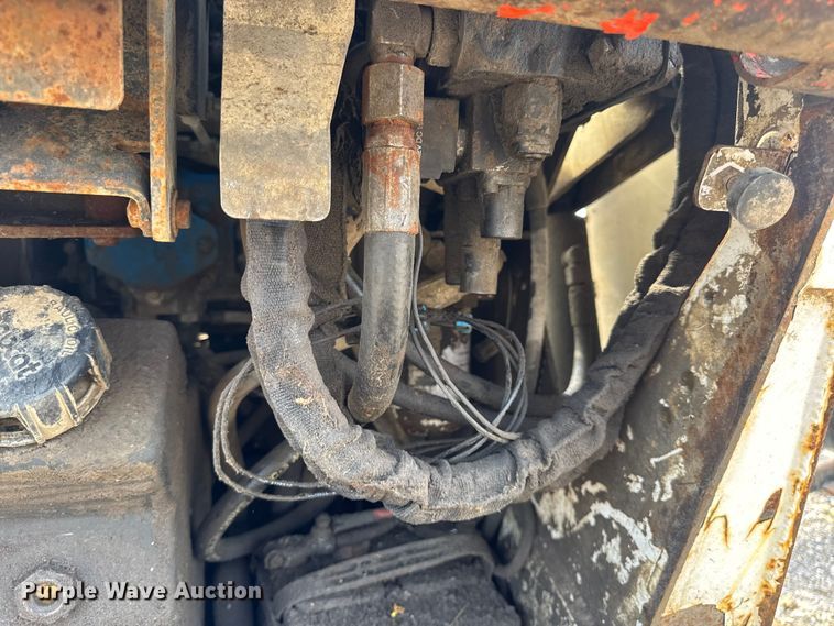 image for item EH7465 2005 Bobcat MT55 compact utility loader