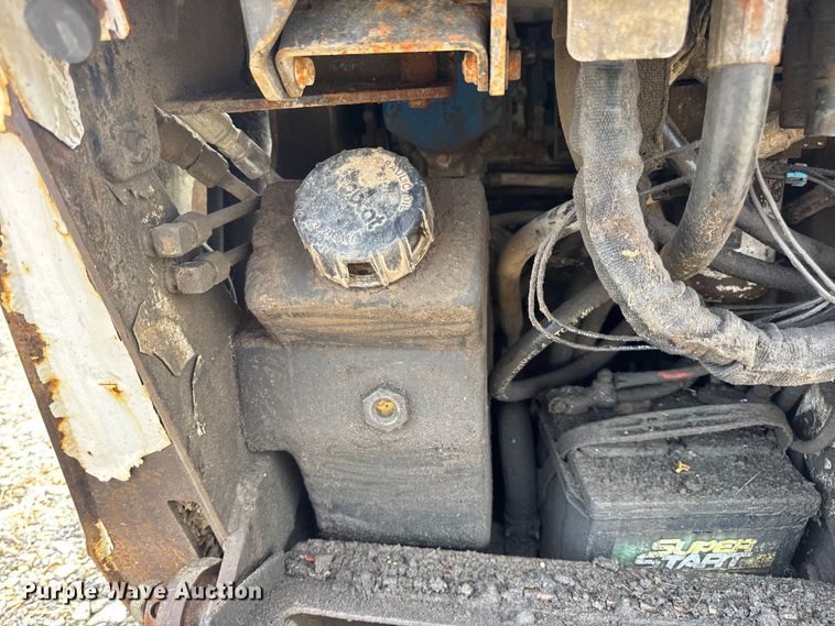 image for item EH7465 2005 Bobcat MT55 compact utility loader