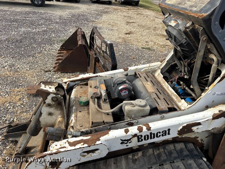 image for item EH7465 2005 Bobcat MT55 compact utility loader