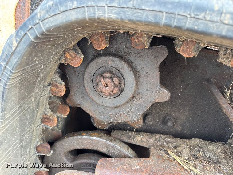 image for item EH7465 2005 Bobcat MT55 compact utility loader