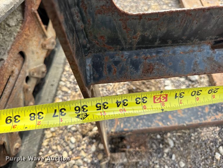 image for item EH7465 2005 Bobcat MT55 compact utility loader