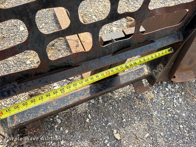 image for item EH7465 2005 Bobcat MT55 compact utility loader