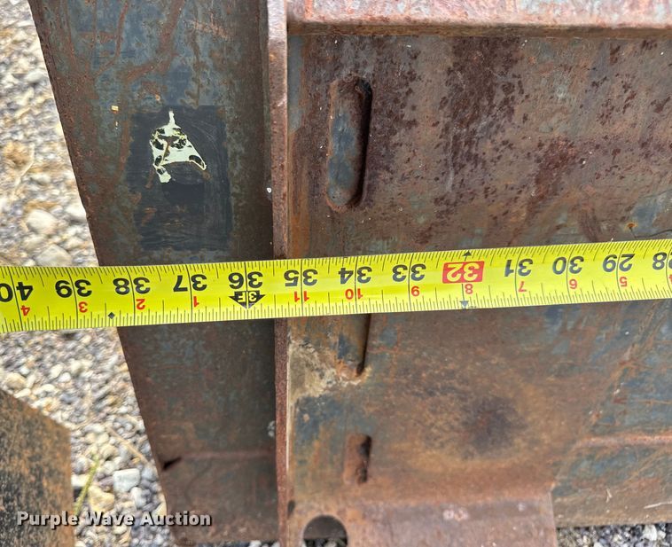 image for item EH7465 2005 Bobcat MT55 compact utility loader