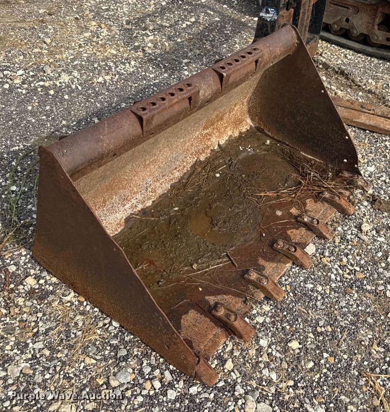 image for item EH7465 2005 Bobcat MT55 compact utility loader